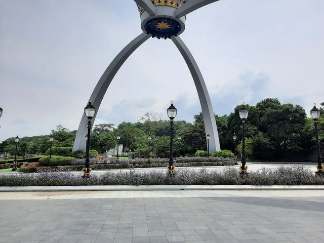 Bukit Serene Palace