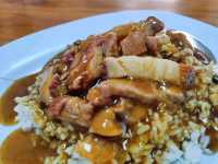 ร้านเด็ด ตำนานหมูแดงหมูกรอบ บ้านโป่ง