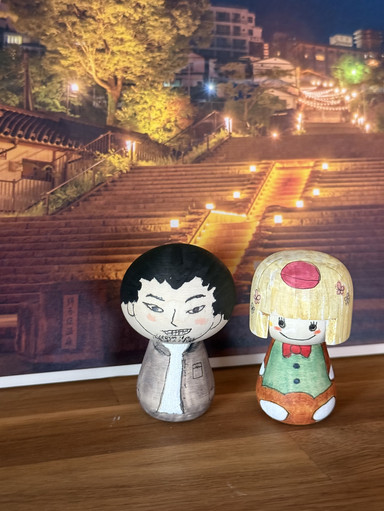 伊香保温泉で楽しむ「卯三郎こけし 石段店」の絵付け体験—世界に一つ