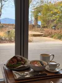 Momos Coffee • Haeundae
