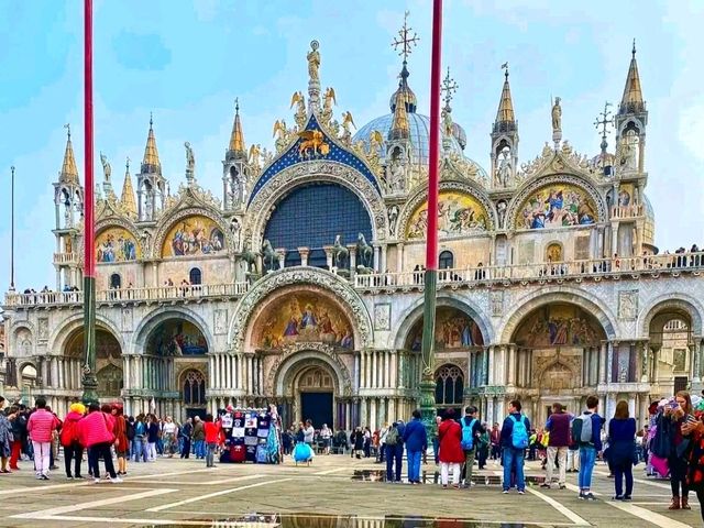 A Golden Treasure in the Heart of Venice – St. Mark’s Basilica