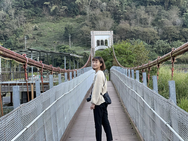 武界吊橋｜南投仁愛鄉的秘境吊橋，連接自然與文化的通道 