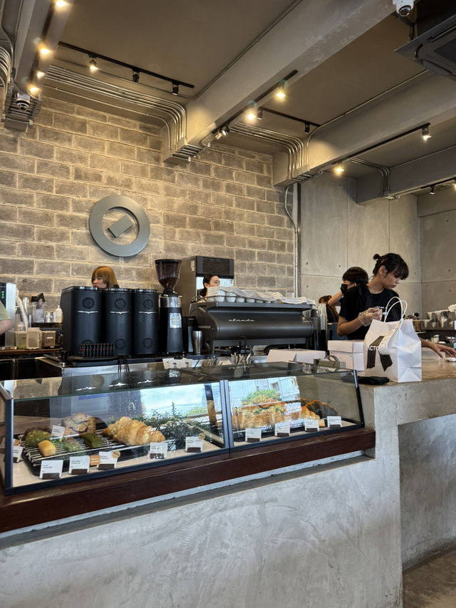 Best Cafe in BKK right at Phaya Thai’s BTS doorstep 