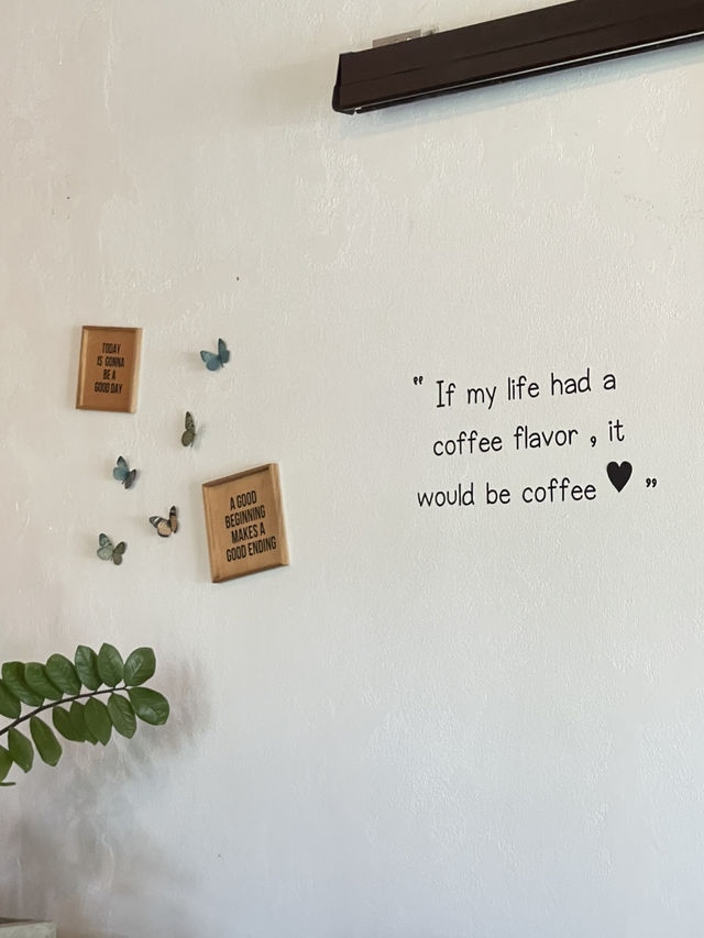 Baan Chan Coffee Bar  😍
