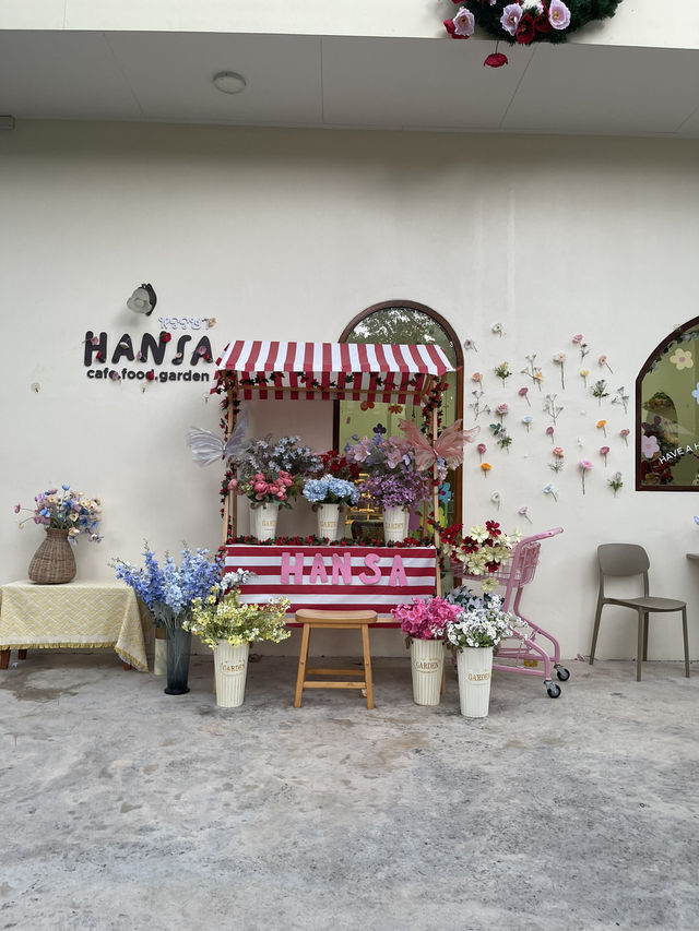 Hansa cafe คาเฟ่สุดคิ้ว