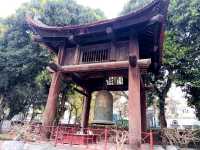วัดที่ใหญ่ที่สุดในHanoi "Temple of Litrrature"