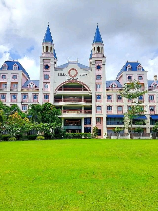 “Bella Vista Waterfront Resort: A Seaside Sanctuary with Panoramic Views in Kuah”