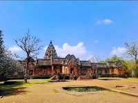 ปราสาทหินพนมรุ้ง อุทยานประวัติศาสตร์แด่พระศิวะ