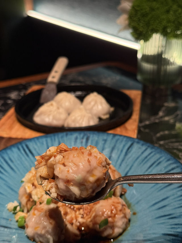 呢間餐廳環境舒適，食物質素好。