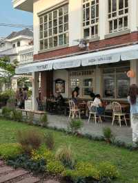 This That Bakery Cafe