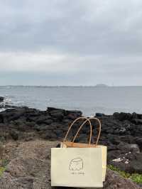 봄의 제주, 바람 따라 걷는 감성 여행
