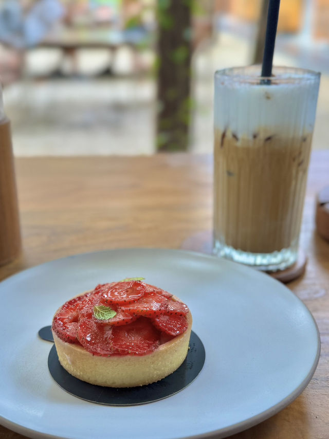 【バリ島/ウブド】チャングーで人気のカフェ
