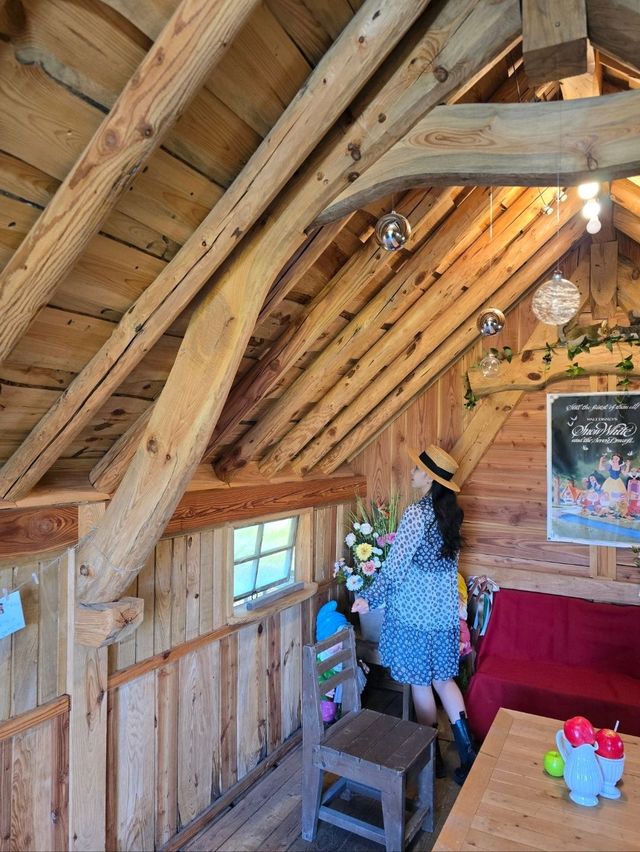 유럽감성 가득한 초록숲속 정원카페🏡