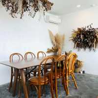 Garden Bites & Chill Vibes: Lunch at Yard & Co