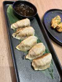 餓虎藏龍