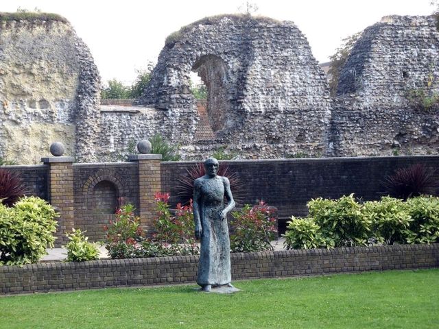 Reading, UK: A Charming Town with a Rich History