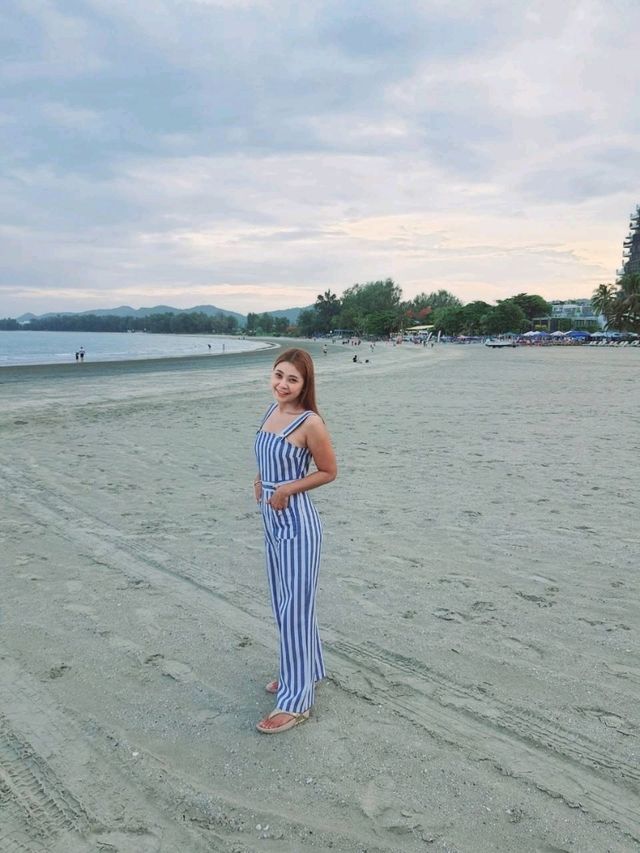 จุดถ่ายรูปท่าเรือเฟอร์รี หัวหิน–พัทยา เขาตะเกียบ