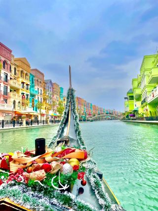 Đi thuyền Gondola ở Hà Nội🌿 Hướng dẫn tham quan Ocean Park 2 Grand World