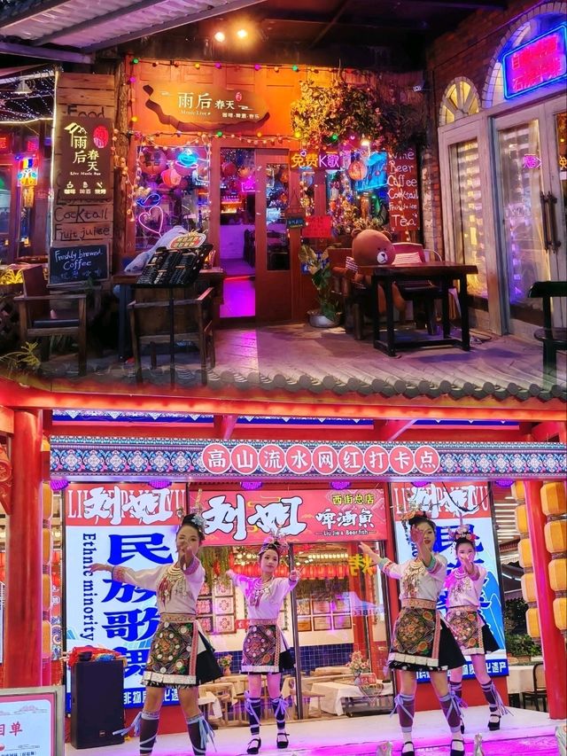 中西合璧、日夜風情迥異的陽朔西街