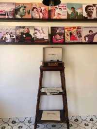 ANAIIS Concept & Cafe