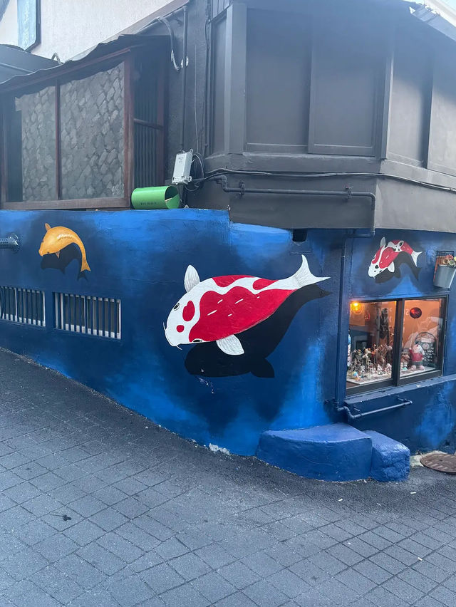 Ihwa-dong Mural Village: Seoul’s Stairway to Art