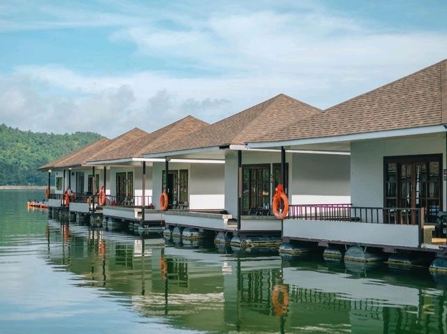 Lake Heaven Resort