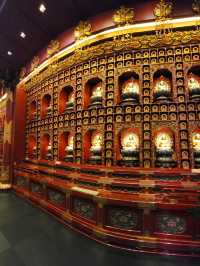 Discover the Buddha Tooth Relic Temple
