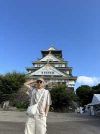 🏯 Osaka Castle in summer time.