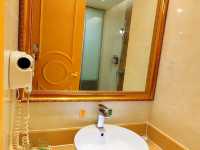 Dameisha seaside getaway and comfy stay at Vienna Hotel Dameisha 