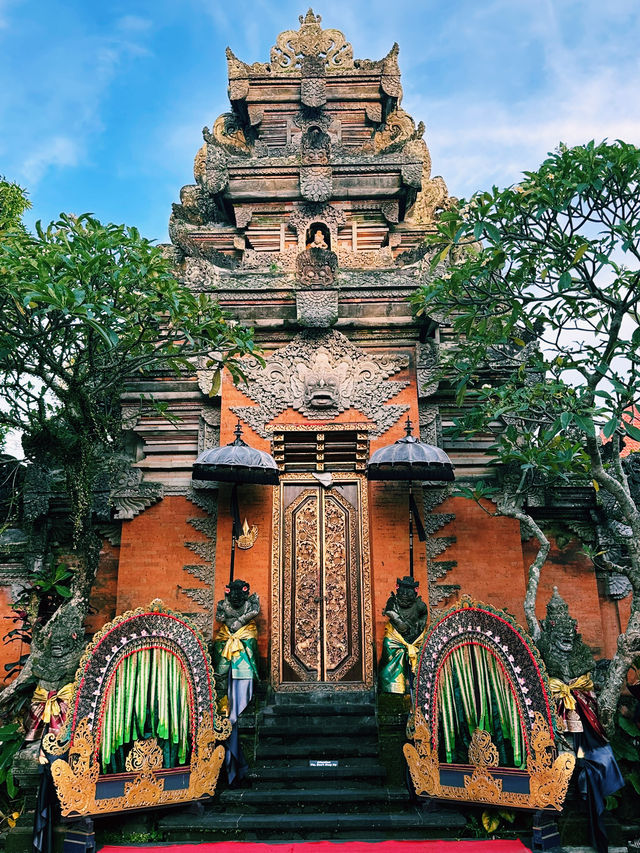 Royal Evenings at Ubud Palace – A Glimpse into Bali’s Regal Soul