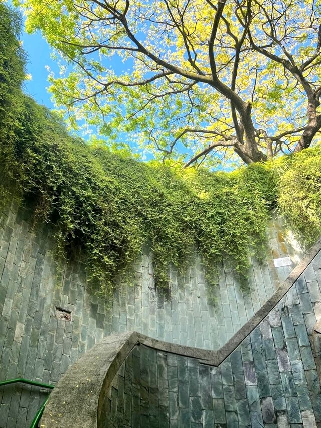 History in the Heart of the City: Fort Canning Park