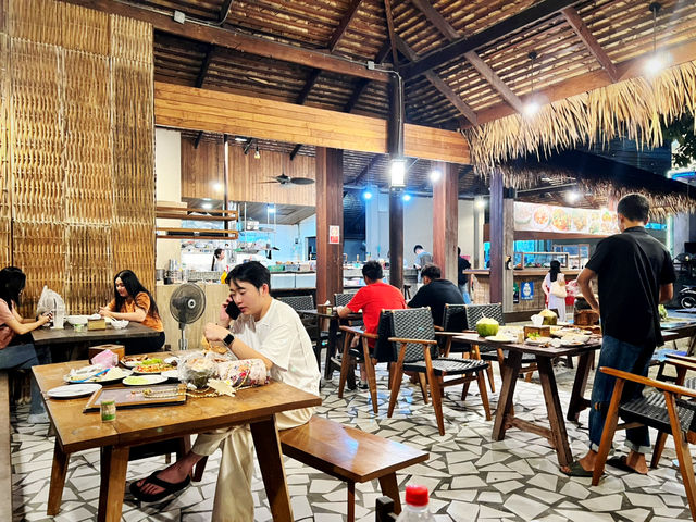ส้มตำหัวไม้ Huamai Thai E-san เกาะหลีเป๊ะ 