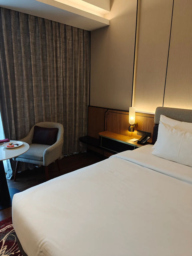 Batam’s New Luxury Landmark—Grand Mercure Style