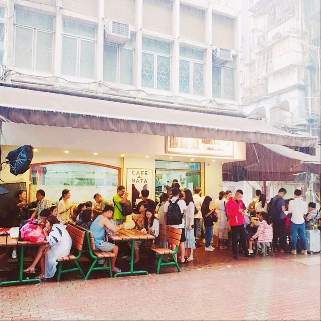 Margaret cafe