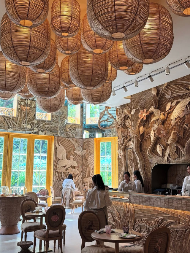 Cafe Dior by Mauro Colagreco, Bangkok