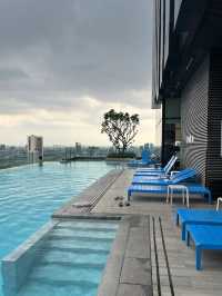 The Quarter Ari, City Buzz Finds Balance