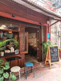【バンコク🇹🇭】ラテアートの可愛い古民家カフェ☕