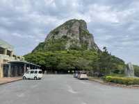 【城山（タッチュー）｜沖縄・伊江島 「たった172mなのに大満足！島のシンボルから見渡す絶景パノラマ」】