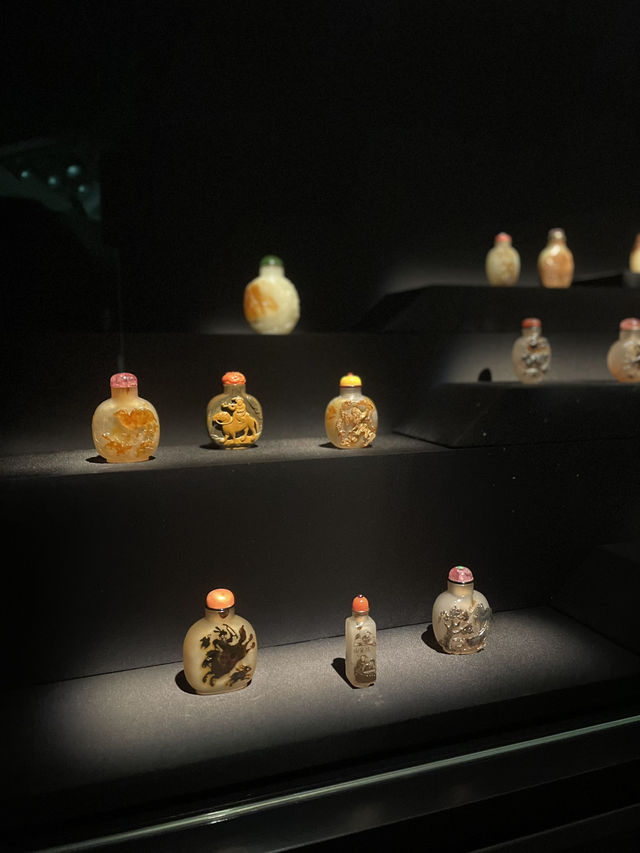 🇭🇰 An exhibition of snuff bottles in Hong Kong museum of art 🇭🇰 An exhibition of snuff bottles in Hong Kong museum of art
