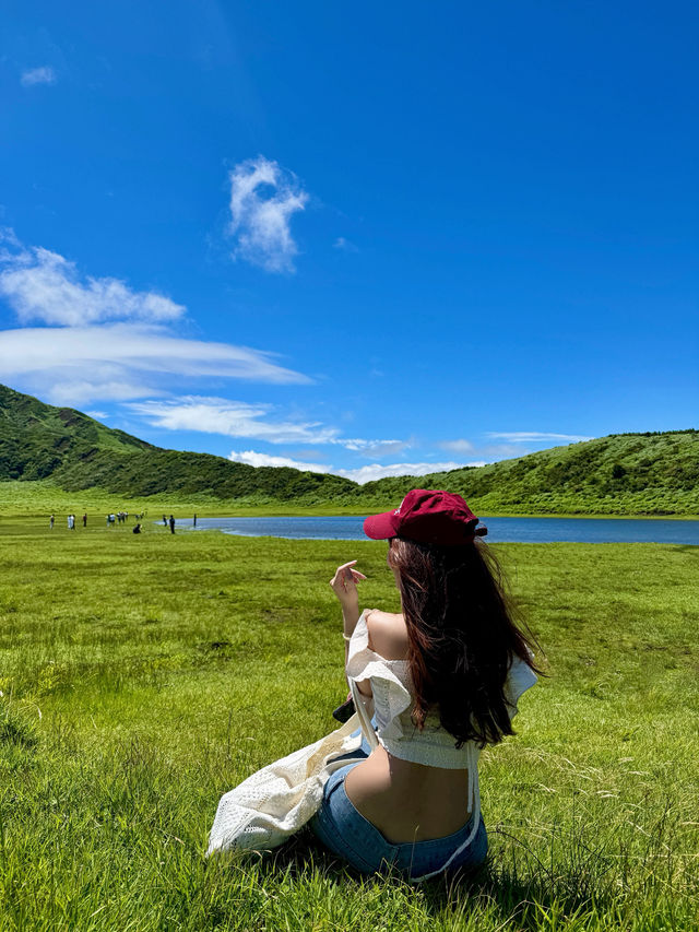 Escape to Aso 🌿 Stunning Grasslands  Escape to Aso 🌿 Stunning Grasslands