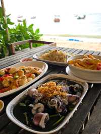 ครัวริมหาด byลุงด้วง บางแสน