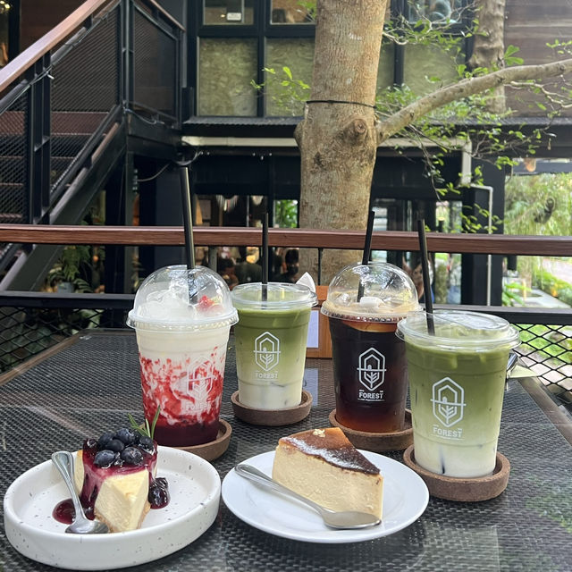 คาเฟ่ลับกลางหุบเขาใจกลางกระบี่ 🏔️🌳🍃