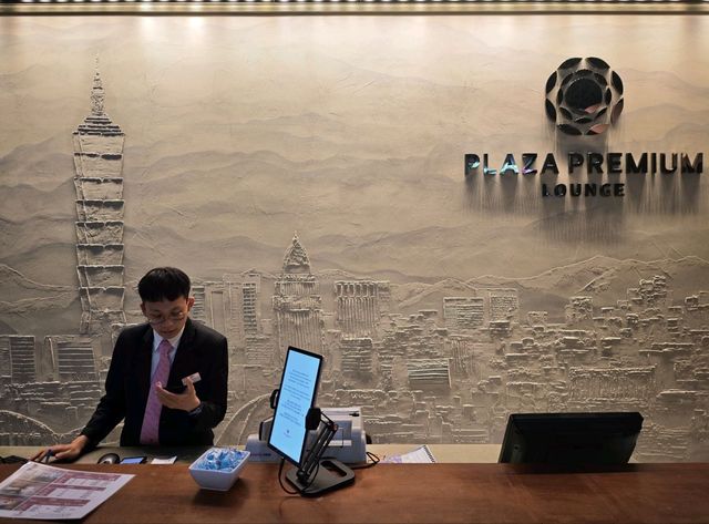 讓旅行多一分從容與尊榮#桃園機場第二航廈「環亞貴賓室」(Plaza Premium Lounge)-桃園市大園區 讓旅行多一分從容與尊榮#桃園機場第二航廈「環亞貴賓室」(Plaza Premium Lounge)-桃園市大園區