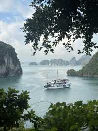 🇻🇳Ha Long Bay: Where Nature Paints in Silence
