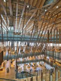 【建築美体験】観光攻略付き‼️隈研吾建築✨ガラス張りの空間で知的好奇心を刺激する💡 
