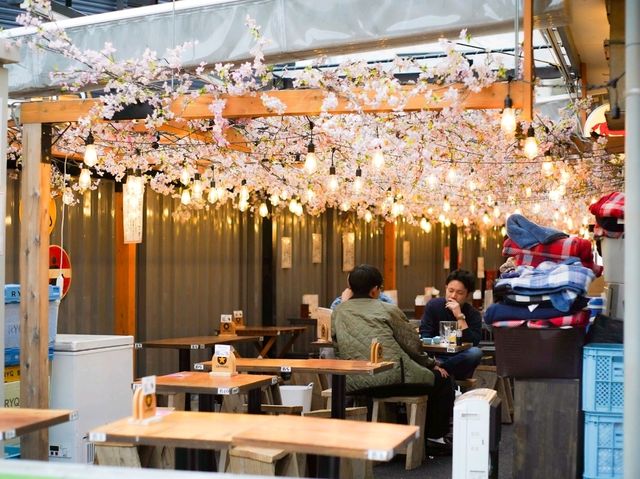 🍶 Hobo Shinjuku Norengai: Tokyo’s Hidden Gem for Foodies & Design Lovers