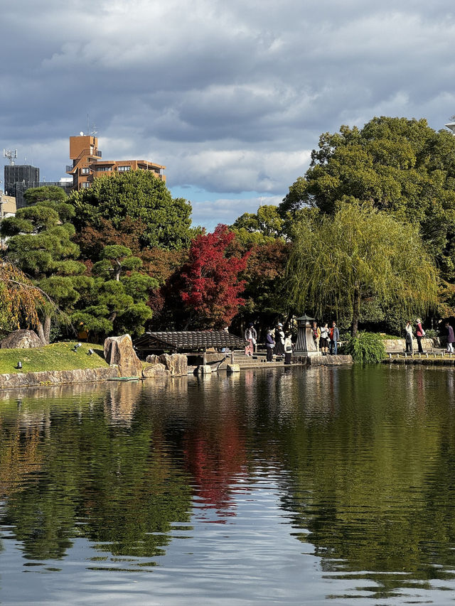 나고야의 단풍을 즐길 수 있는 정원