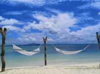 หาดทรายละเอียด อ่าวโลมาเกา เกาะพีพี สวยจึ้ง!!