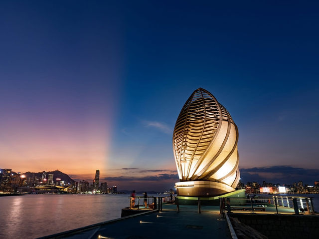 A Tapestry of Light Woven Upon the Water A Tapestry of Light Woven Upon the Water