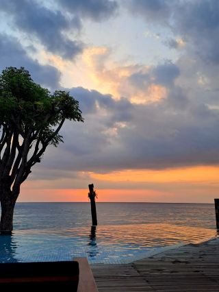 聖吉吉海灘說：「待到日落」🌊🌅